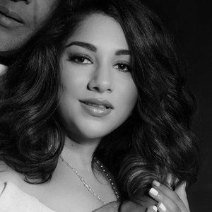 Meet your Posher, Dianelis